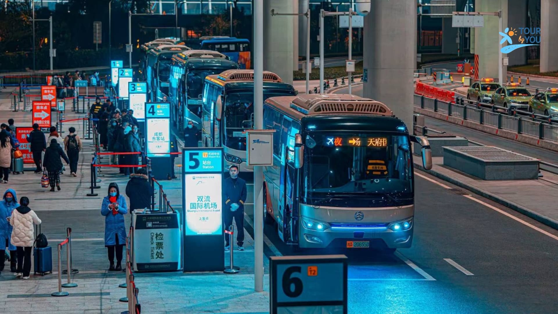 Airport Bus Line 2 – Kuanzhai Alley (รอบเช้า 08:00–20:00 )